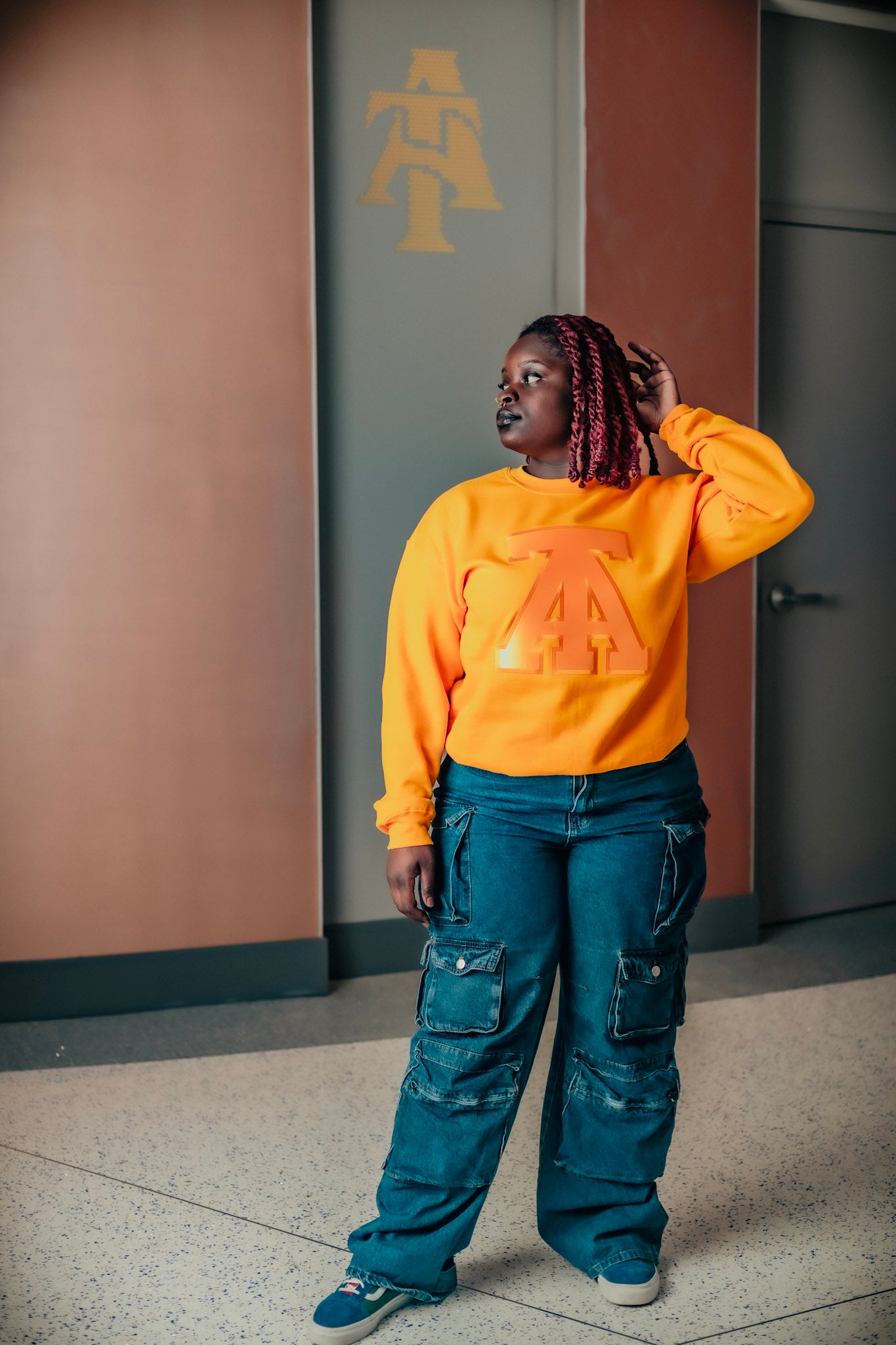 Vintage Logo Tradition Color Apparel