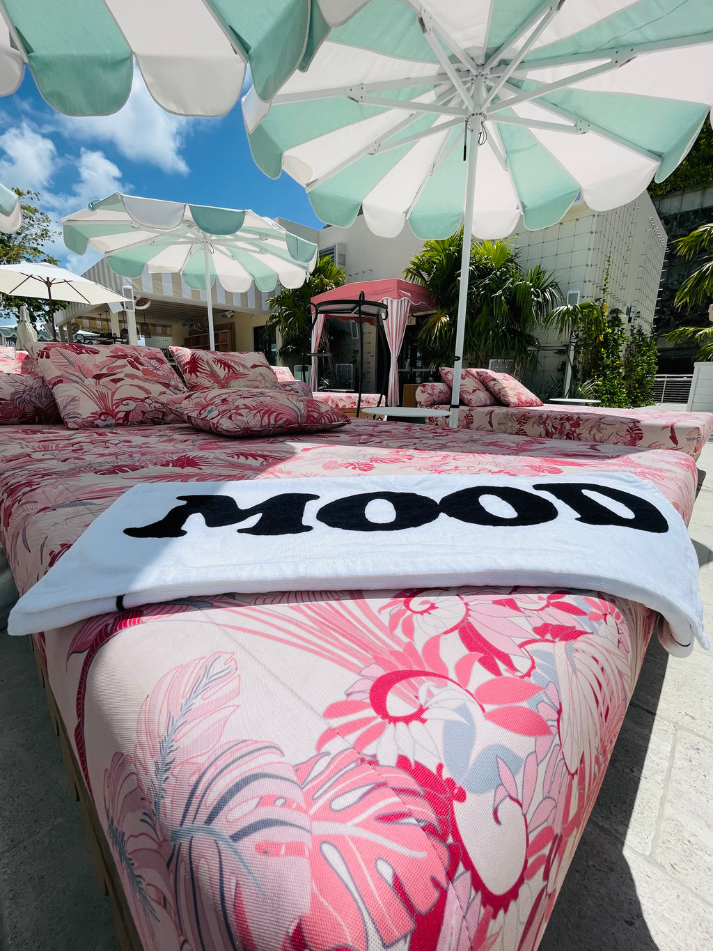 MOOD Oversized Beach Towel